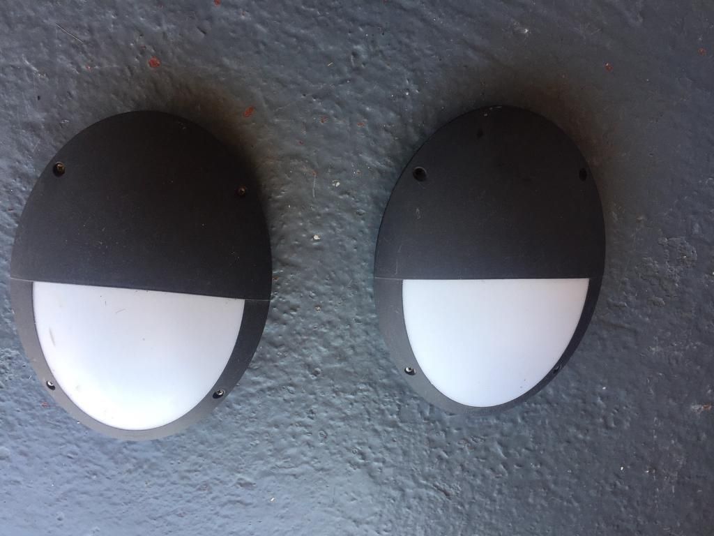 2 X Outdoor Wall Lights (View 16 of 20)