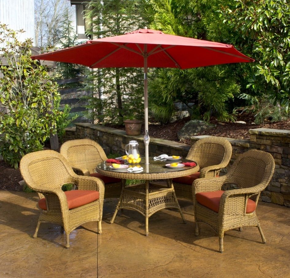 Patio Dining Sets With Umbrellas Pertaining To Newest Wicker Patio Furniture With Umbrella — Wilson Home Ideas : Patio (View 12 of 20)