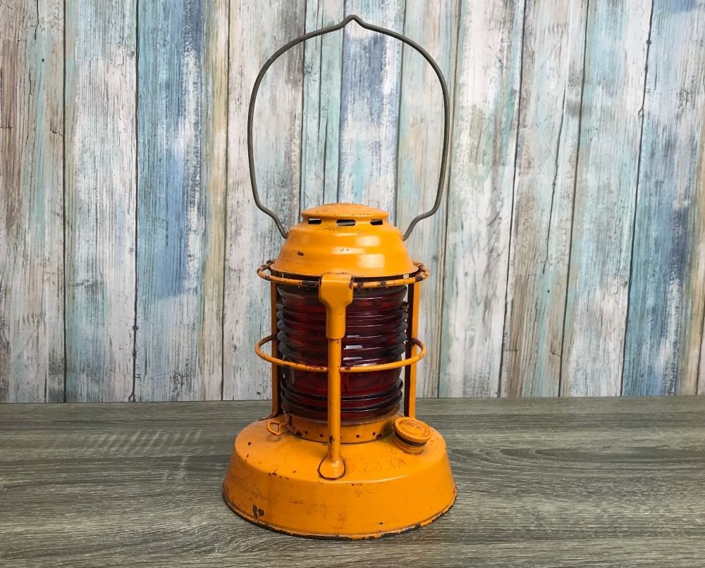Preferred Dietz Railroad Lantern – Yellow Highway Barricade Light – Night Intended For Outdoor Railroad Lanterns (View 11 of 20)