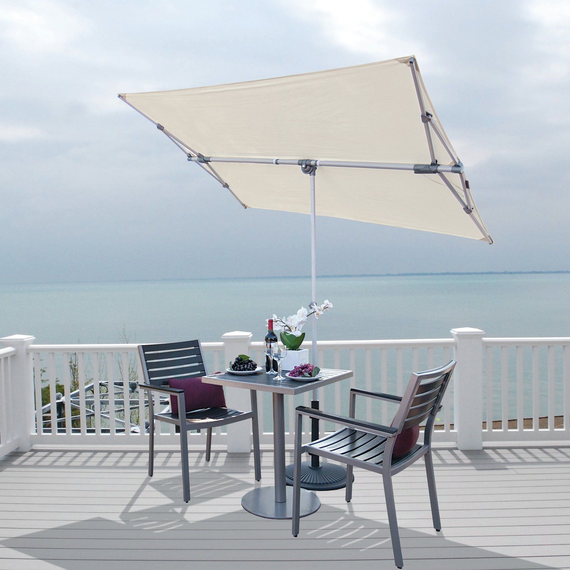 Sol 72 Outdoor Cordelia 5' X 7' Rectangular Market Umbrella (View 3 of 20)