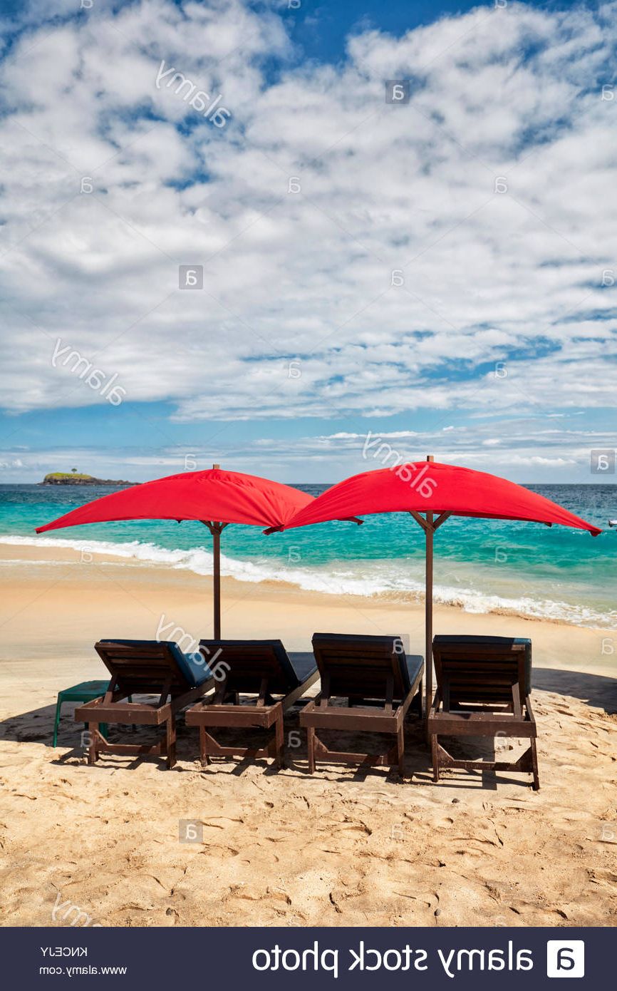 Well Known Beach Umbrella Umbrellas Seaside Sunshade Stockfotos & Beach Inside Seaside Beach Umbrellas (View 8 of 20)