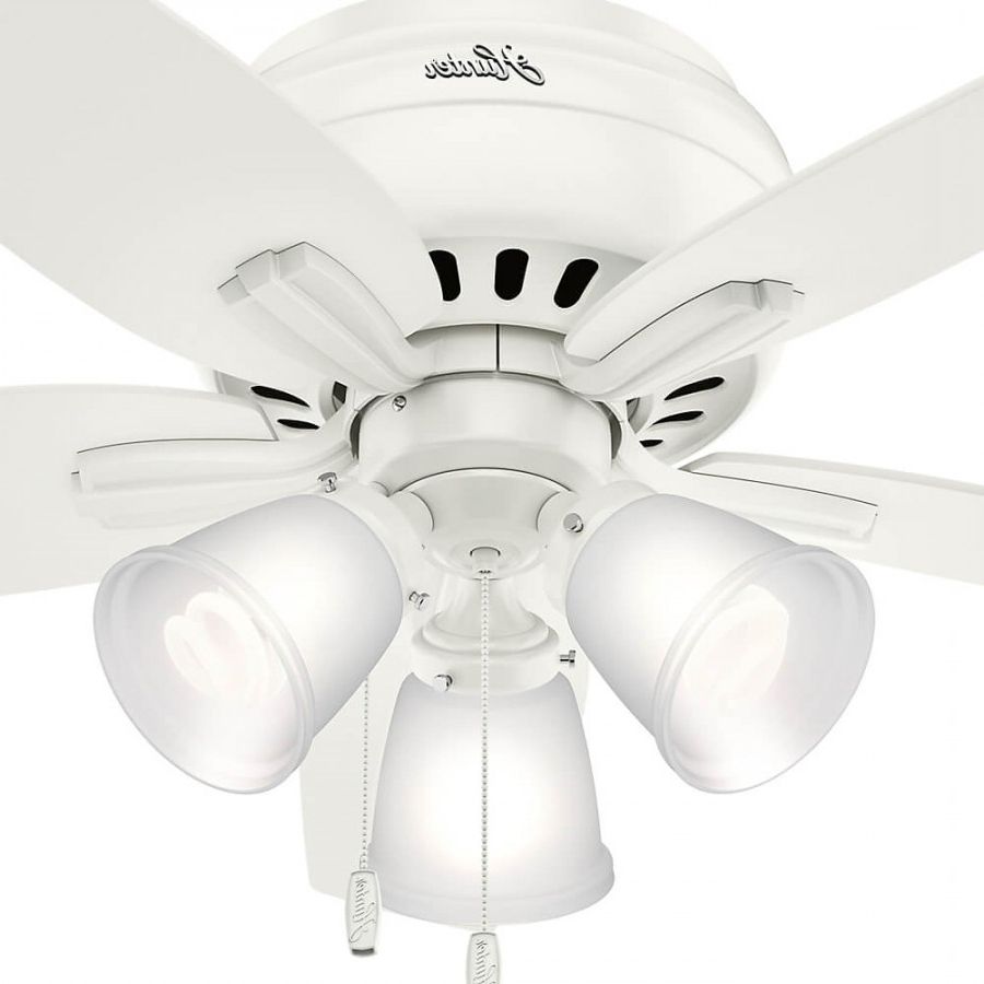 Hunter 51077 Newsome Low Profile 3 Light 42 Inch Ceiling Fan In Fresh White  With 5 Fresh White Blade And Frosted Glass Intended For Widely Used Newsome Low Profile 5 Blade Ceiling Fans (View 11 of 20)