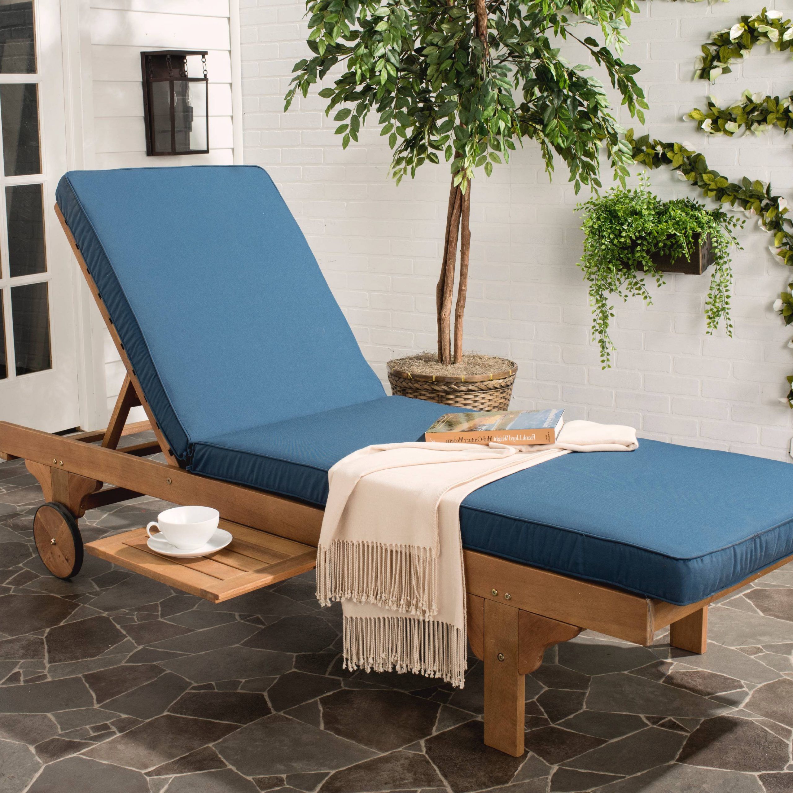 Safavieh Newport Outdoor Modern Chaise Lounge Chair With Cushion Regarding Current Natural Wood Outdoor Lounger Chairs (View 9 of 15)