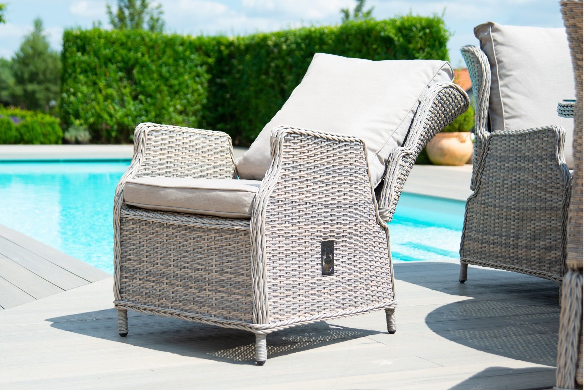 Fabric Outdoor Middle Chair Sets With Regard To Most Current Maze Rattan Cotswolds Reclining Corner Dining Set With Rising Table (View 8 of 15)