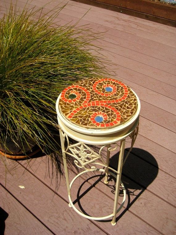 Most Up To Date Small Mosaic Side Table In Mosaic Tile Top Round Side Tables (View 9 of 15)