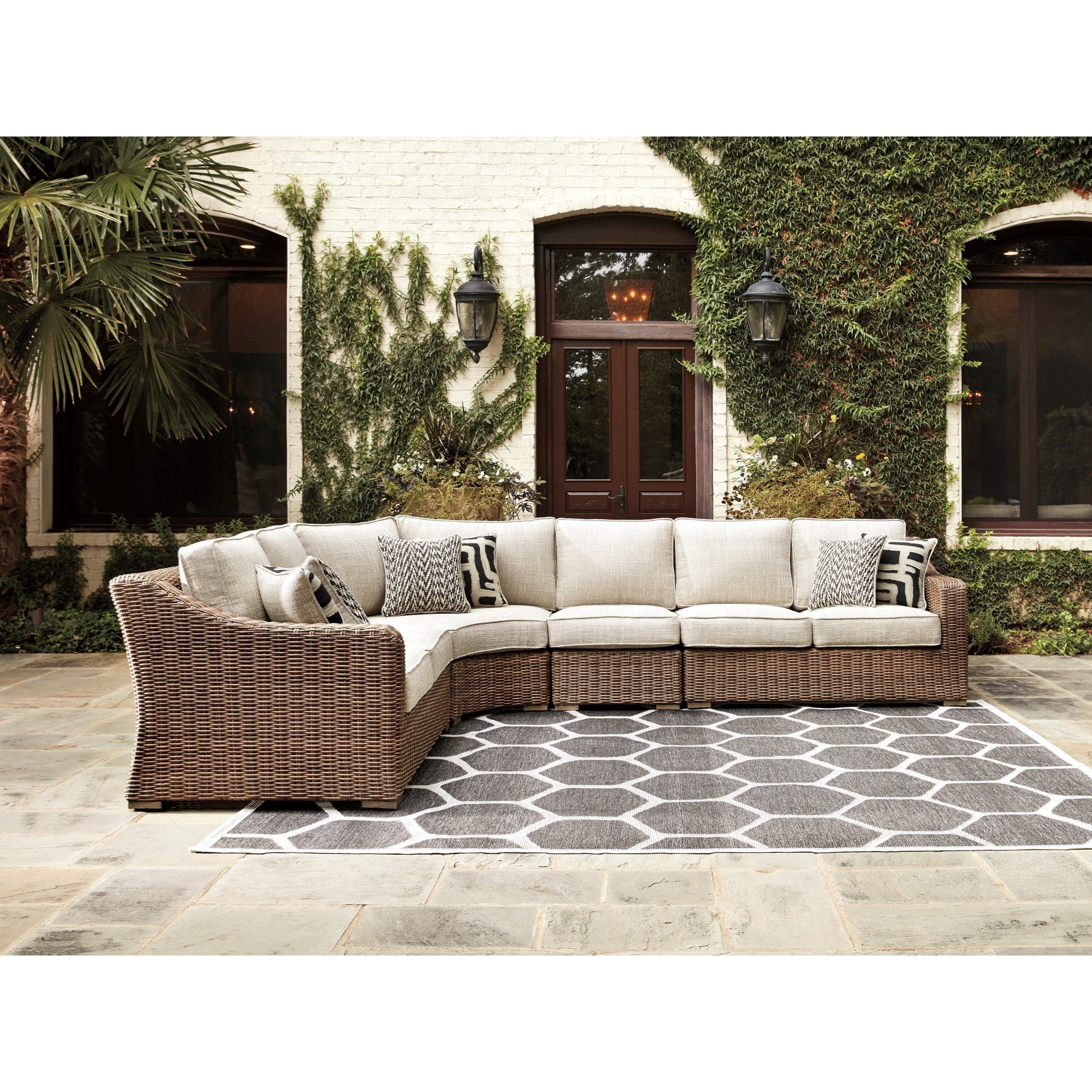 Signature Designashley Beachcroft 4 Piece Resin Wicker Sectional In 2020 4 Piece Outdoor Sectional Patio Sets (View 2 of 15)