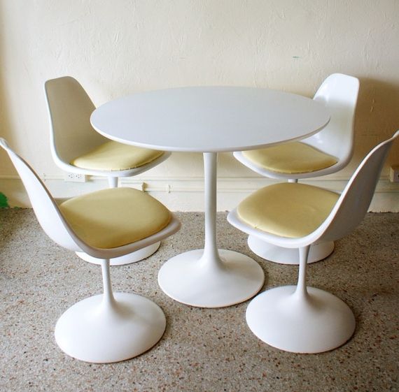 Vintage Saarinen Style White Tulip Dining Set Of 4 Swivel Regarding Trendy White Shell Large Patio Dining Sets (View 5 of 15)