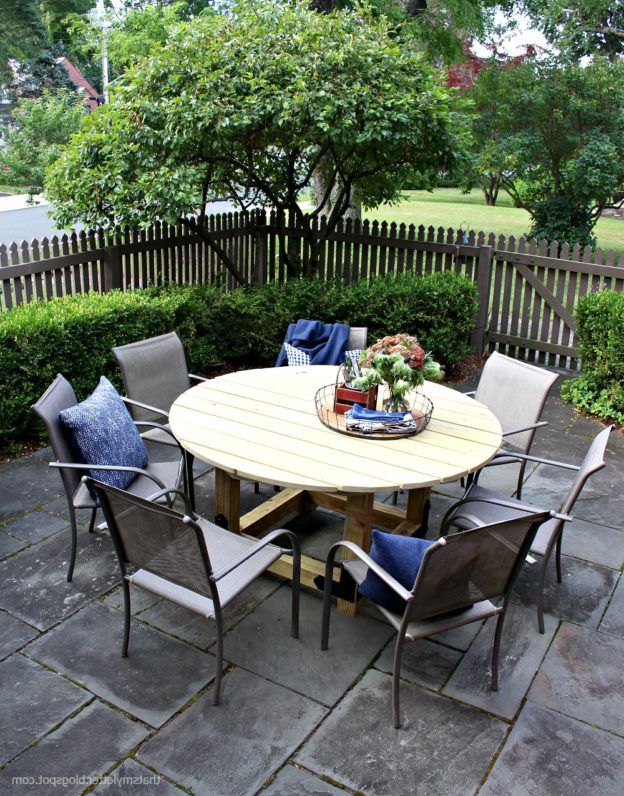 Circular Outdoor Tables Within Popular Diy: How To Build A Round Outdoor Dining Table – Building Strong (View 7 of 15)