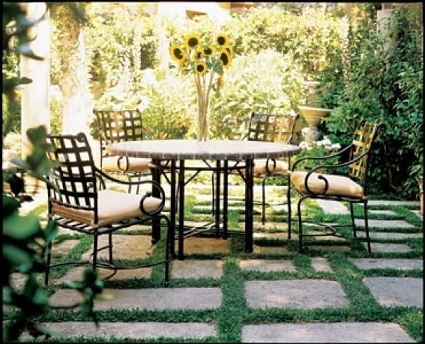 Iron Outdoor Tables Pertaining To Recent Aluminum Versus Wrought Iron Outdoor Patio Furniture (View 4 of 15)