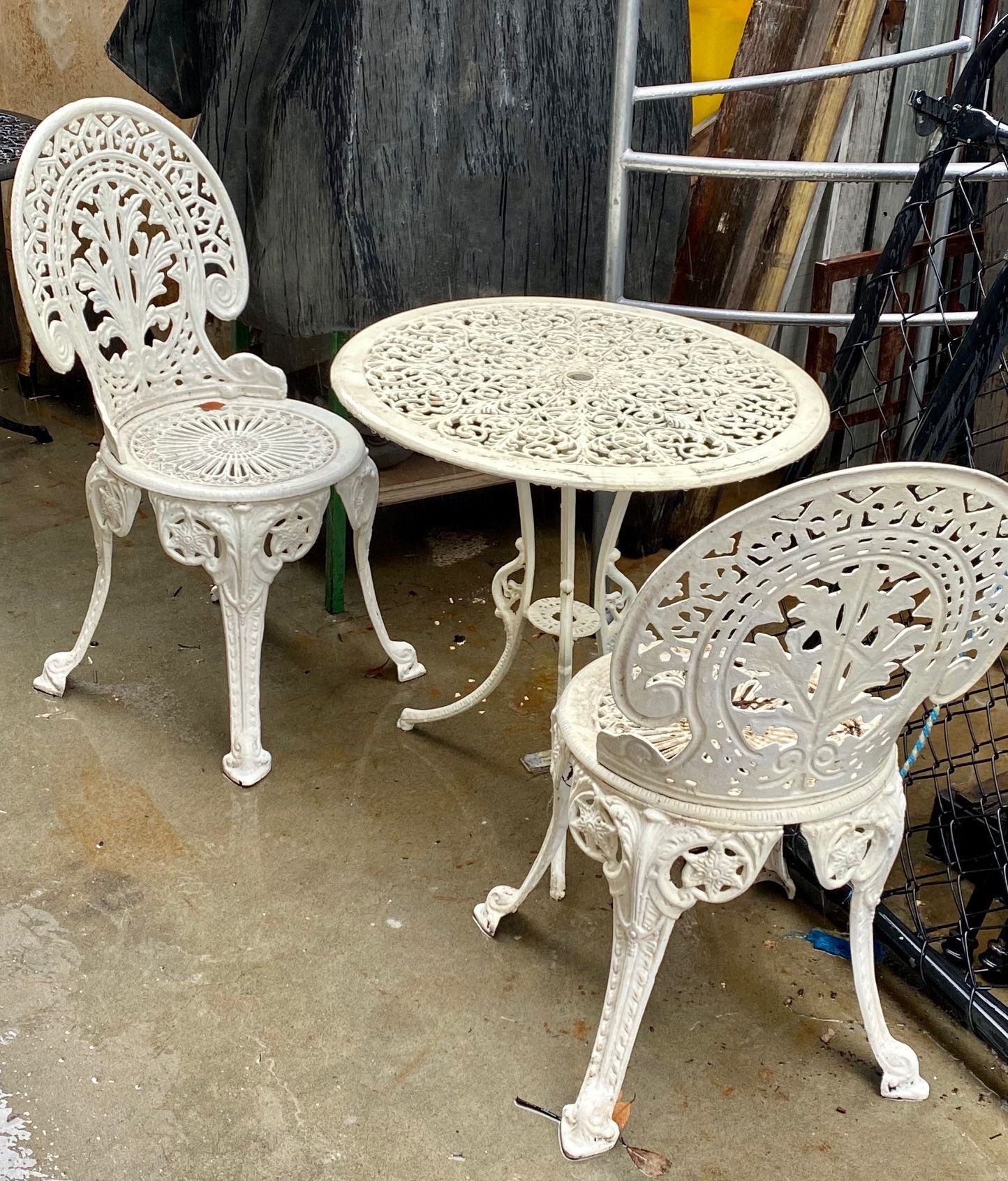 Newest Outdoor Cast Iron Table Settings – Grand Ideas Regarding Iron Outdoor Tables (View 12 of 15)
