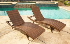 Outdoor Wicker Chaise Lounge Chairs